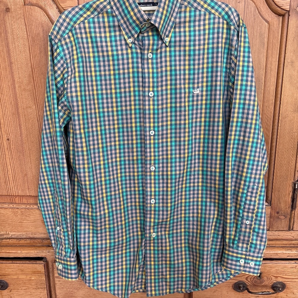 Southern Marsh men’s dress shirt small